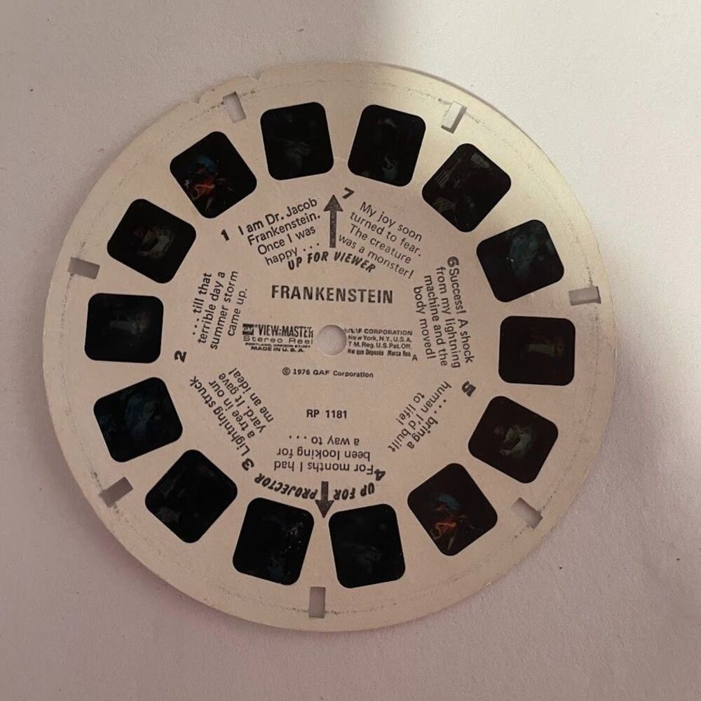 VTG Viewmaster 15 reels lot Disneyland, Disney, Monsters, Hanna Barbara w/ case - Picture 11 of 16